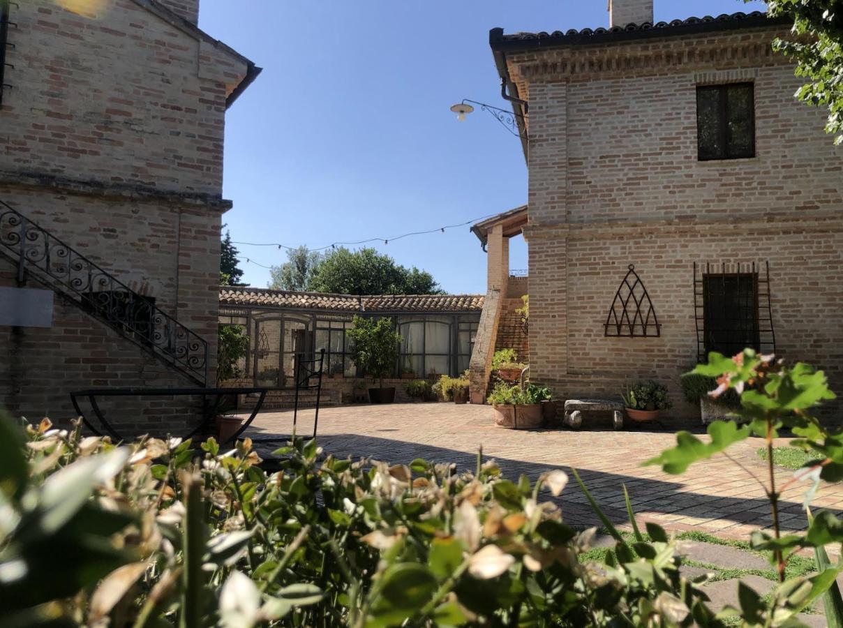 Albergo Le Case Macerata Extérieur photo